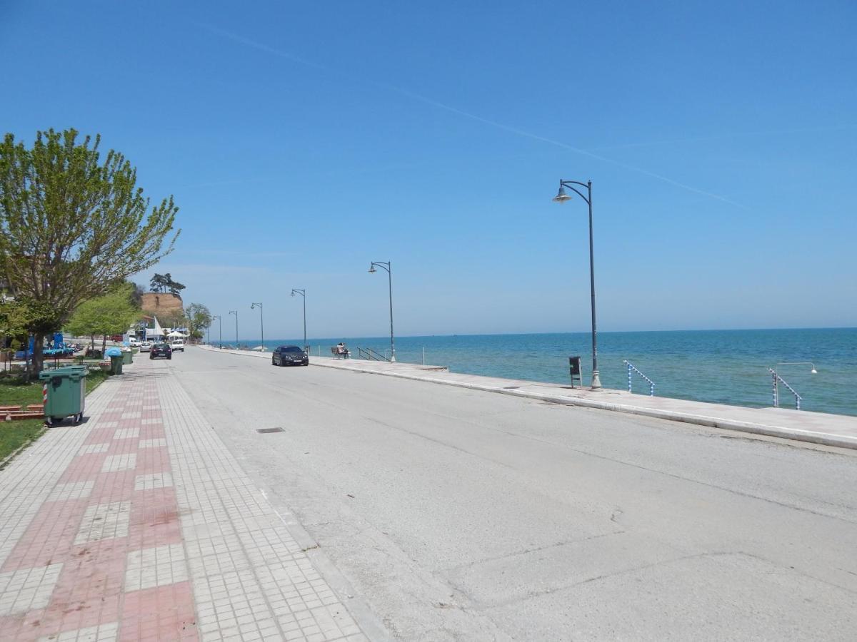Zira Holiday House Макригиалос Екстериор снимка